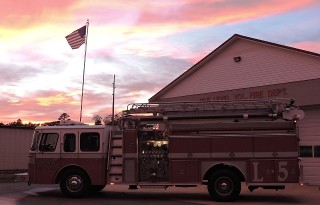 Engine/Service Truck 705